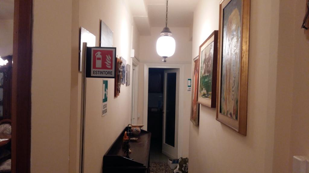 Appartamento Zia Gesina Ostia Buitenkant foto